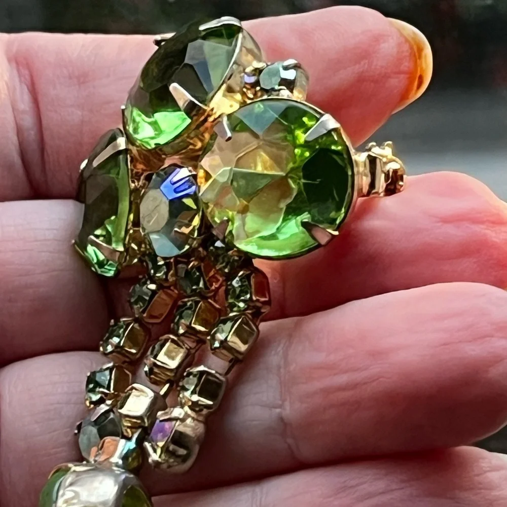 Peridot Brooch Vintage Austria Green Gold Tone Openwork Pin..